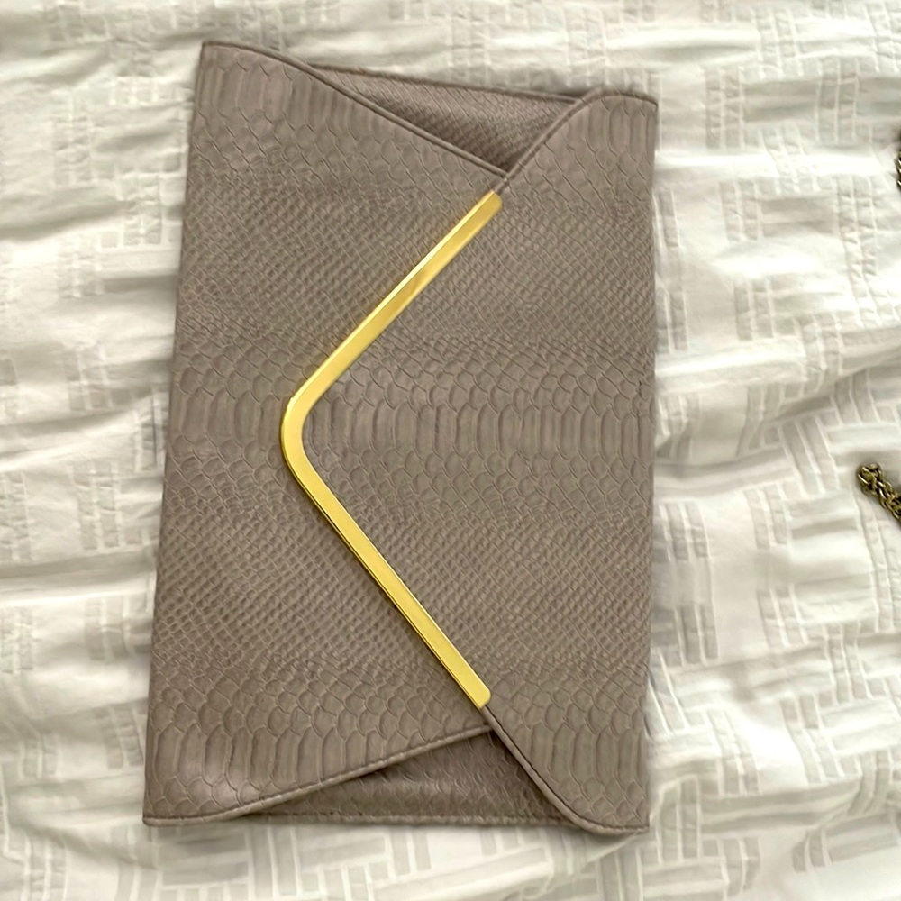 Steve Madden gray clutch with zipper and pockets for cell phone + shoulder bag